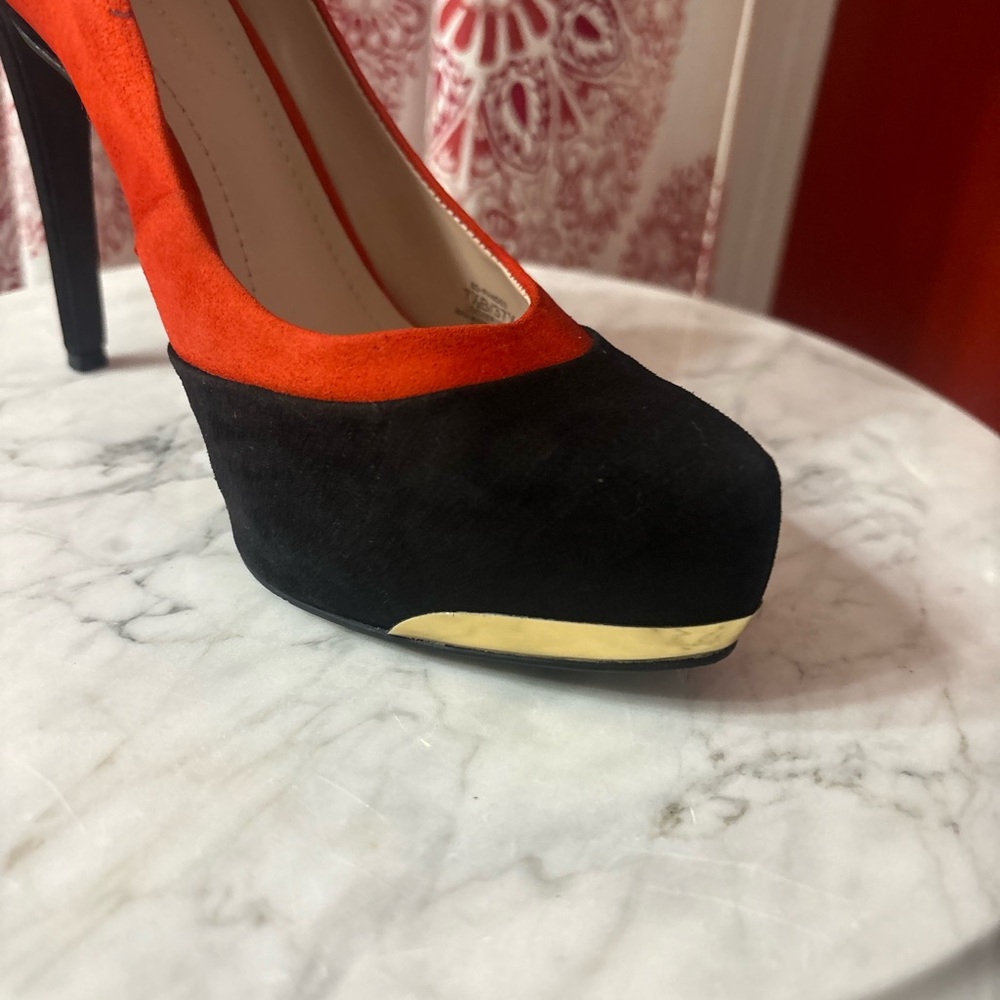 BCBGeneration, Black and Orange Platform Heels - image 7